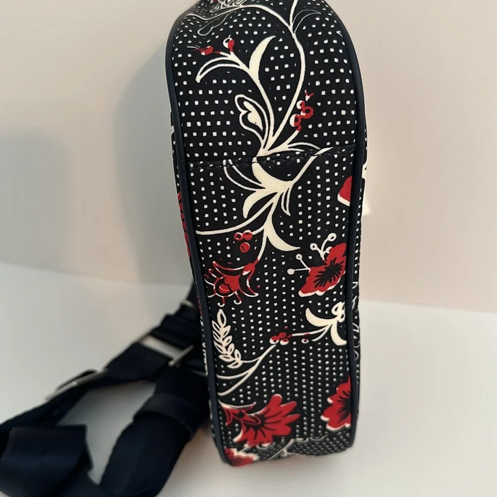 Tory Burch
Women's Blue Nylon Crossbody - Picture 10 of 11